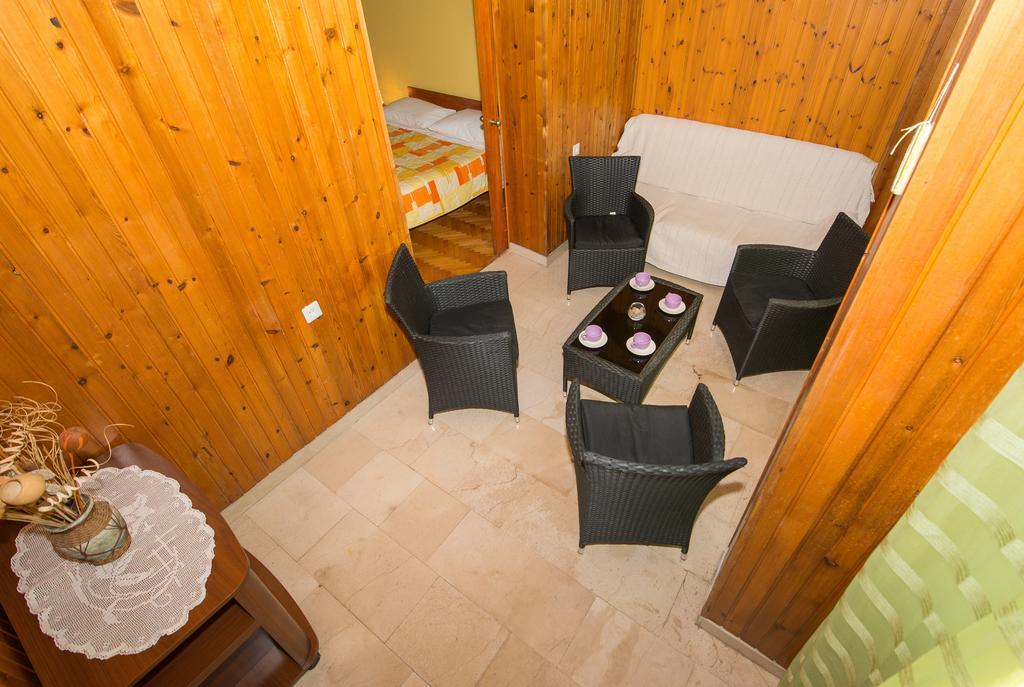 Apartments Marieta Makarska Exterior photo